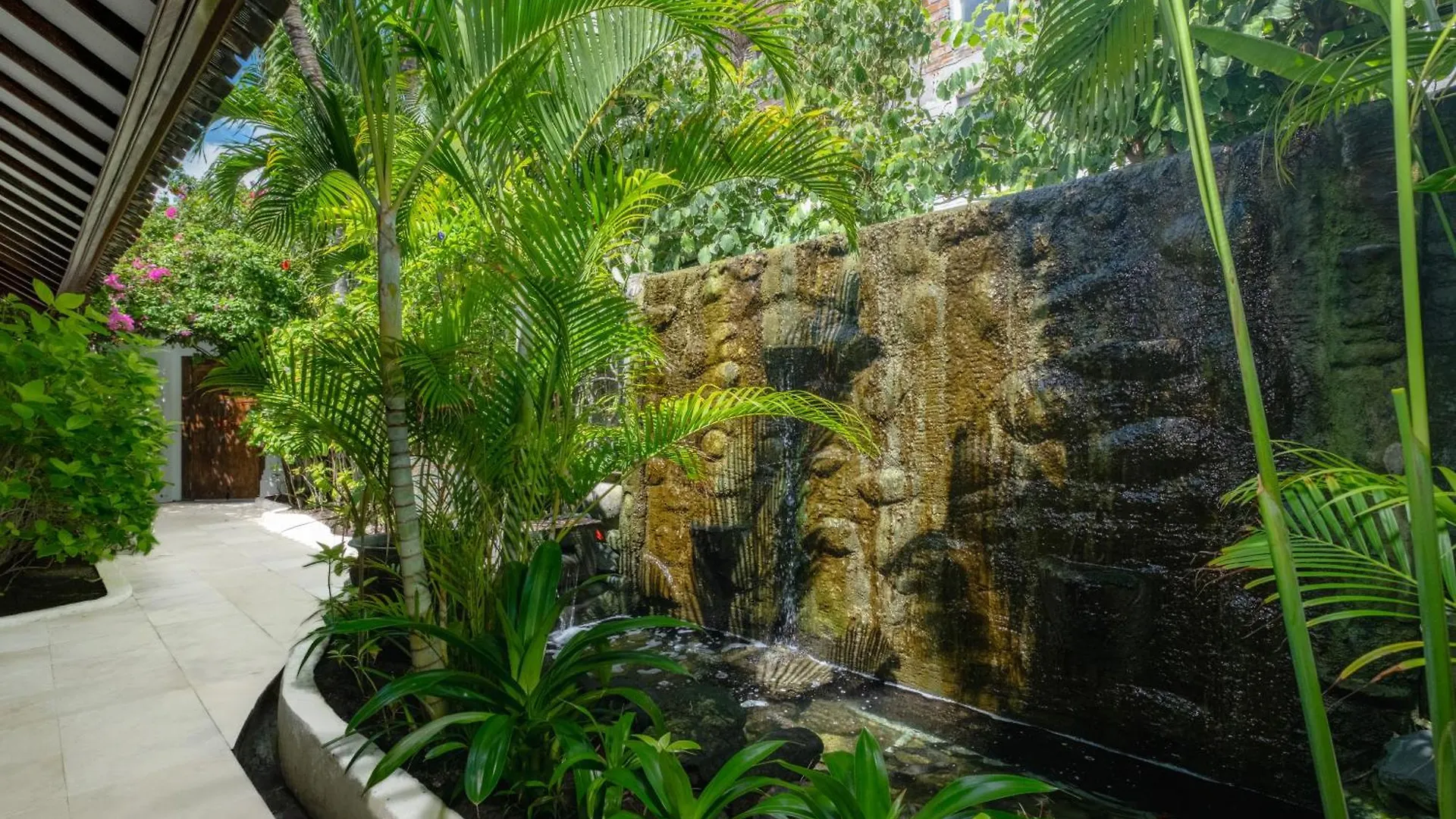 The Ocean Luxury Villas Resort Seminyak